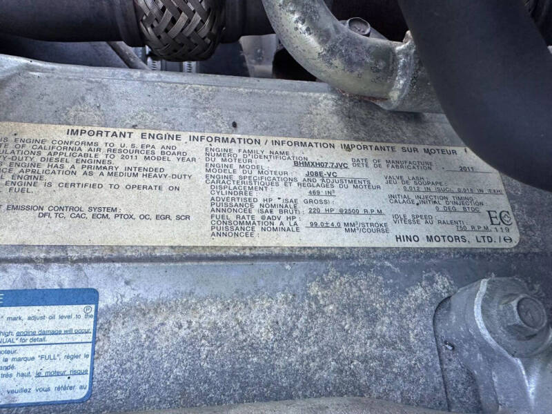 2012 Hino 268