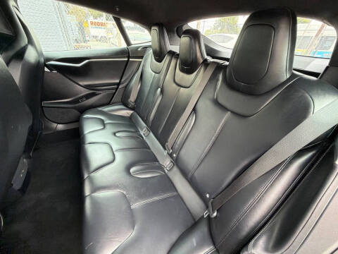2016 Tesla Model S 90D