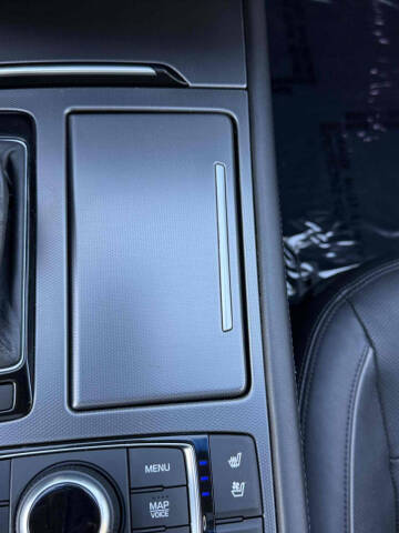 2016 Hyundai Genesis