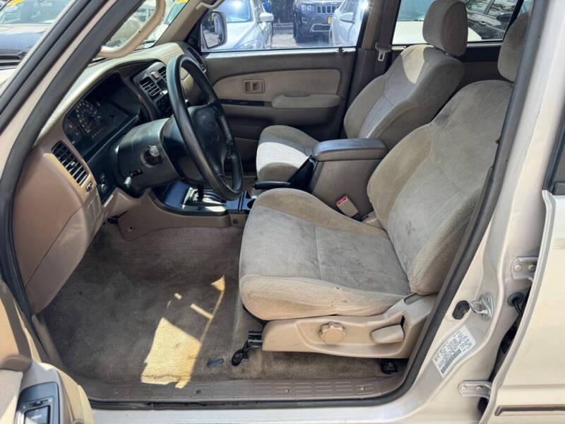 2000 Toyota 4Runner SR5