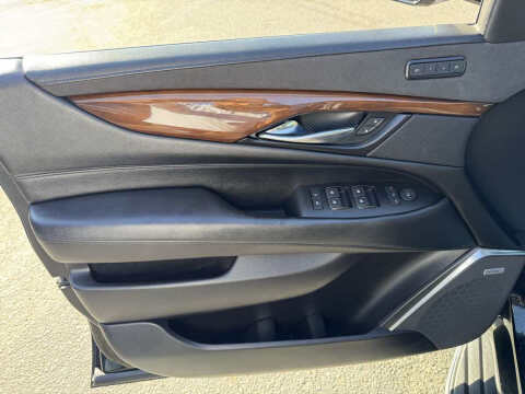 2020 Cadillac Escalade Luxury