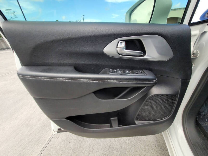 2019 Chrysler Pacifica Touring Plus