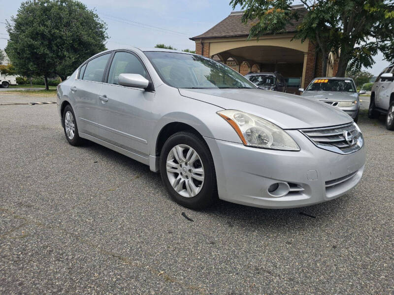 2011 Nissan Altima's photo