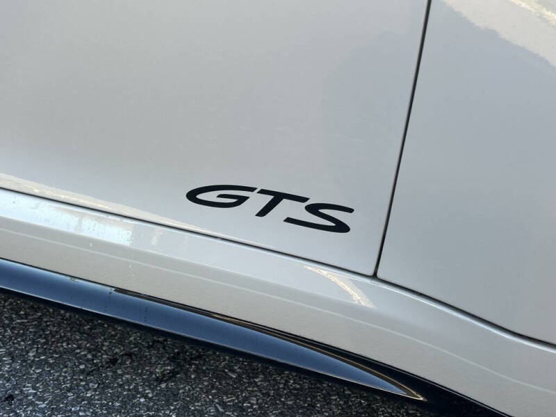 2022 Porsche 911 Targa 4 GTS