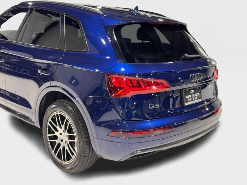 2020 Audi Q5 quattro Titanium Premium 45 TFSI