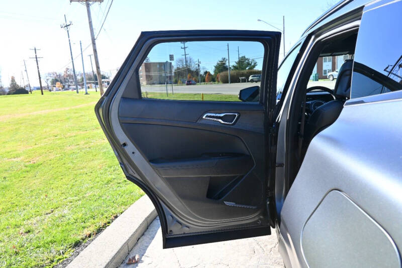 2023 Kia Sportage Plug-In Hybrid X-Line