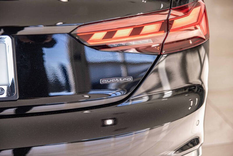 2024 Audi A5 Sportback quattro S line Prestige 45 TFSI