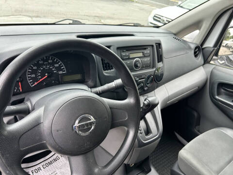 2016 Nissan NV200 SV