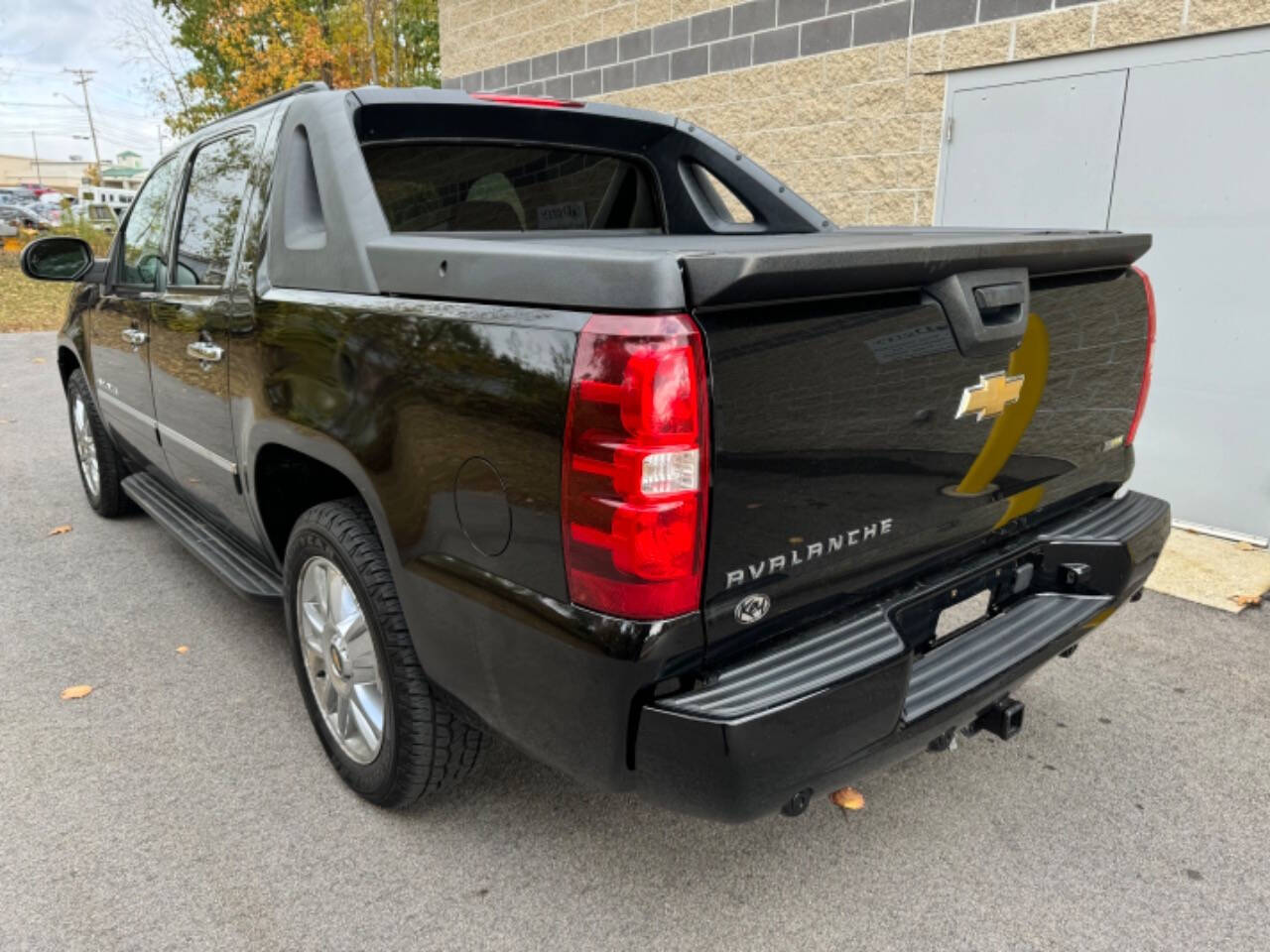 2009 Chevrolet Avalanche for sale at Derry Auto Superstore in Derry, NH