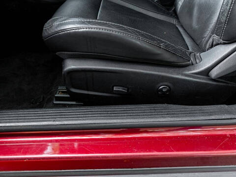 2018 Dodge Challenger SXT Plus