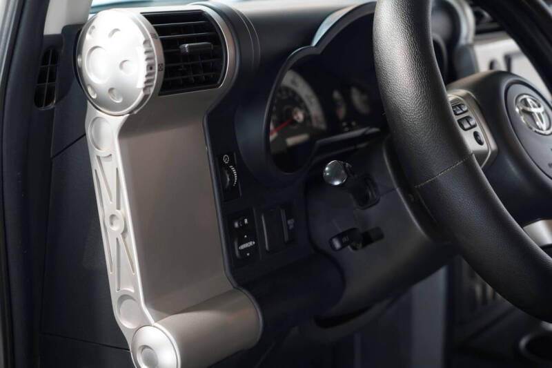 2011 Toyota FJ Cruiser