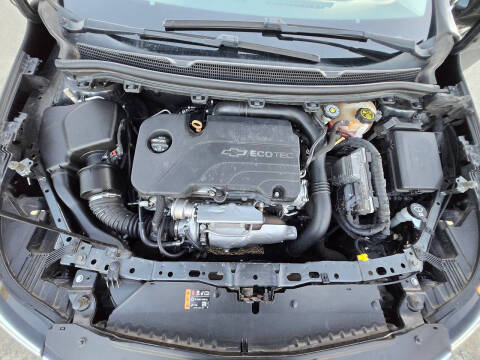2017 Chevrolet Cruze LT Auto