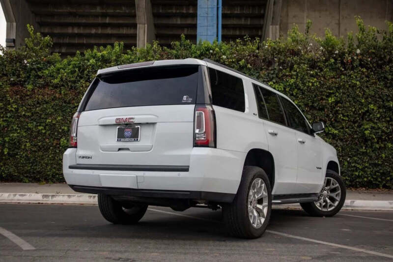 2017 GMC Yukon SLT