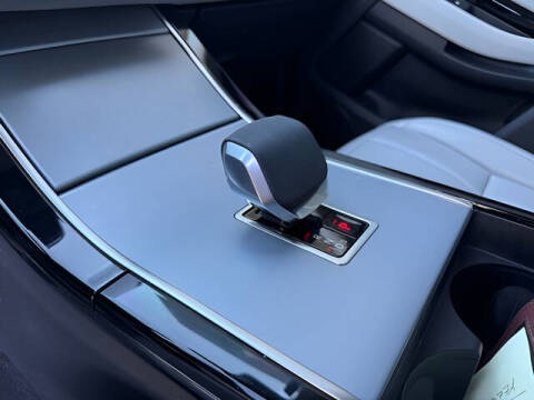 2025 Land Rover Range Rover Evoque P250 S