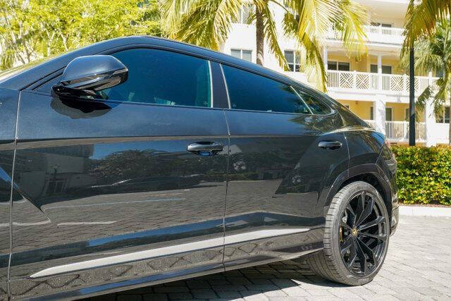 2022 Lamborghini Urus