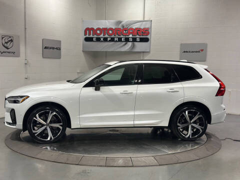 2022 Volvo XC60 B6 R-Design