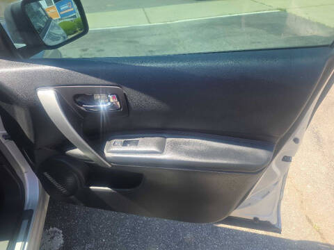 2009 Nissan Rogue S
