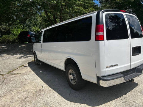 2017 Chevrolet Express LT 3500