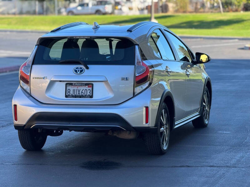 2019 Toyota Prius c L