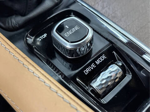 2017 Volvo XC90 T6 Inscription