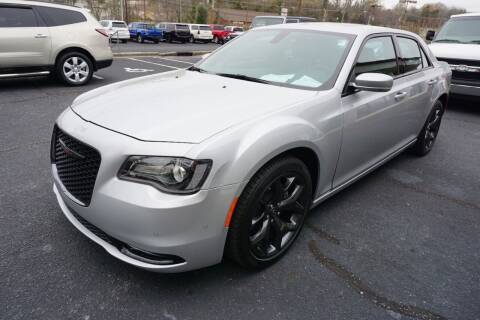 2023 Chrysler 300 for sale at Modern Motors - Thomasville INC in Thomasville NC