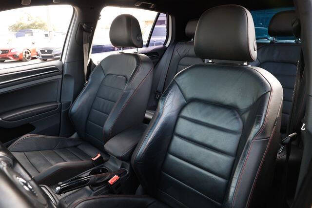 2016 Volkswagen Golf GTI