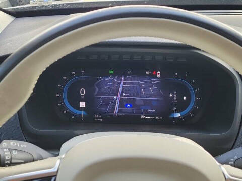 2024 Volvo XC90 B5 Core Bright Theme
