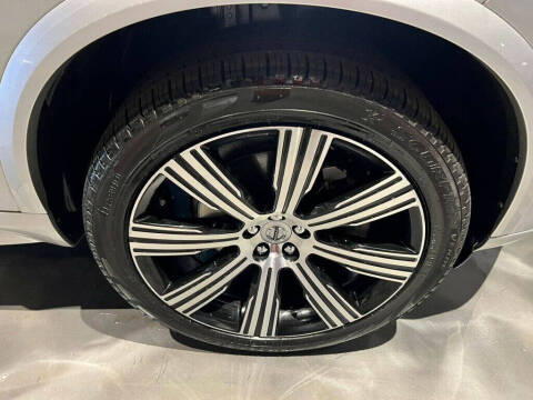 2022 Volvo XC90 T6 Inscription 7-Passenger
