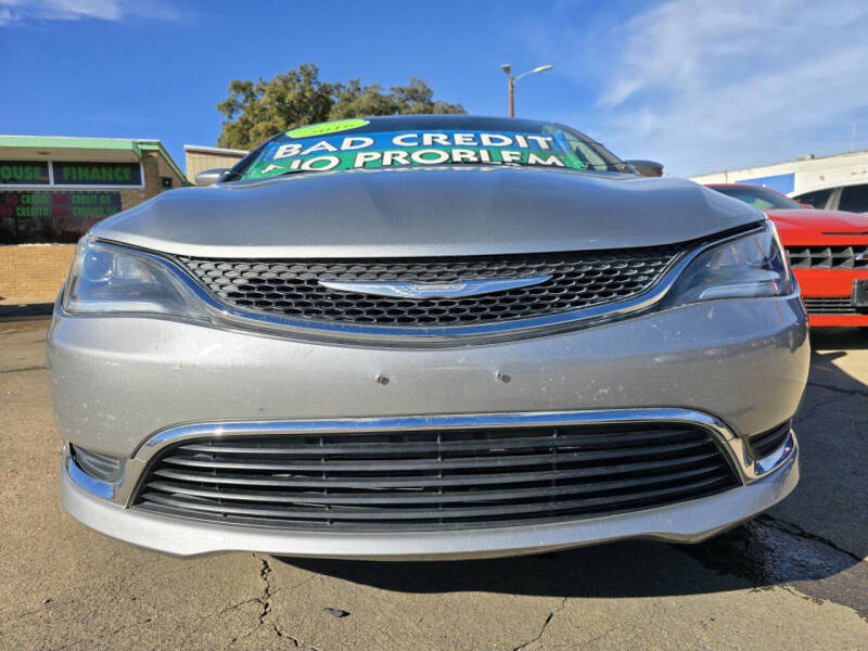 2016 Chrysler 200