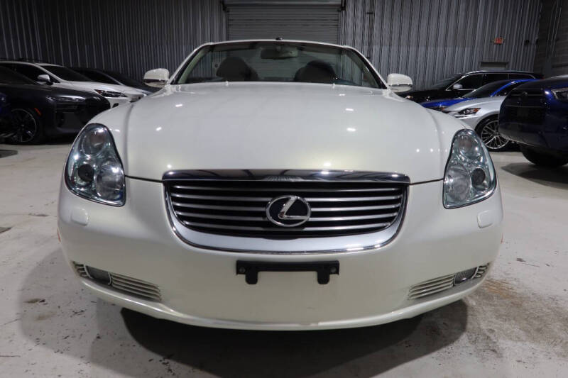2005 Lexus SC 430