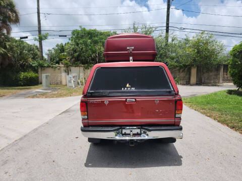 2000 Mazda B-Series B3000 SE