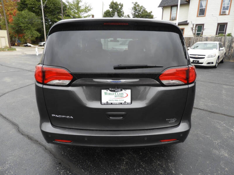 2018 Chrysler Pacifica Touring