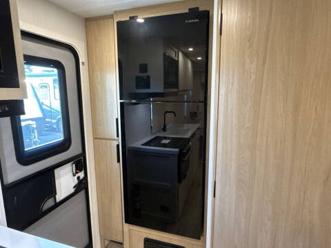 2026 Winnebago Thrive