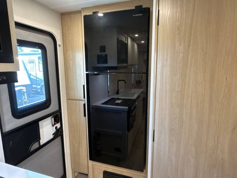 2026 Winnebago Thrive