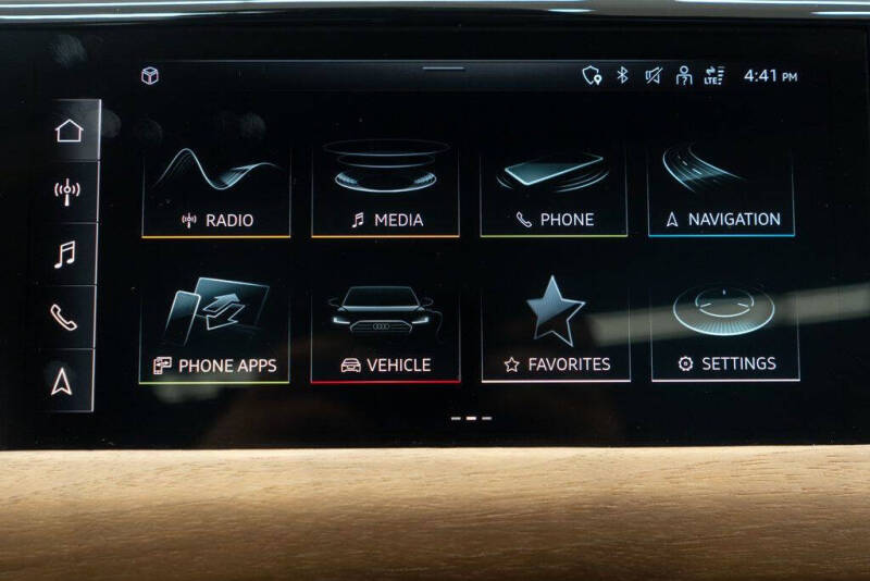 2023 Audi e-tron GT quattro Premium Plus