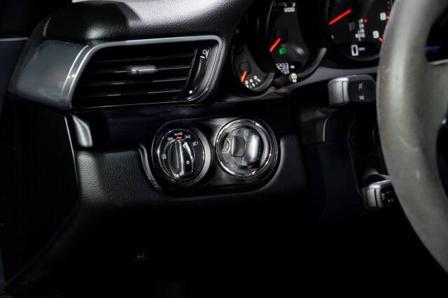 2016 Porsche 911 Carrera GTS