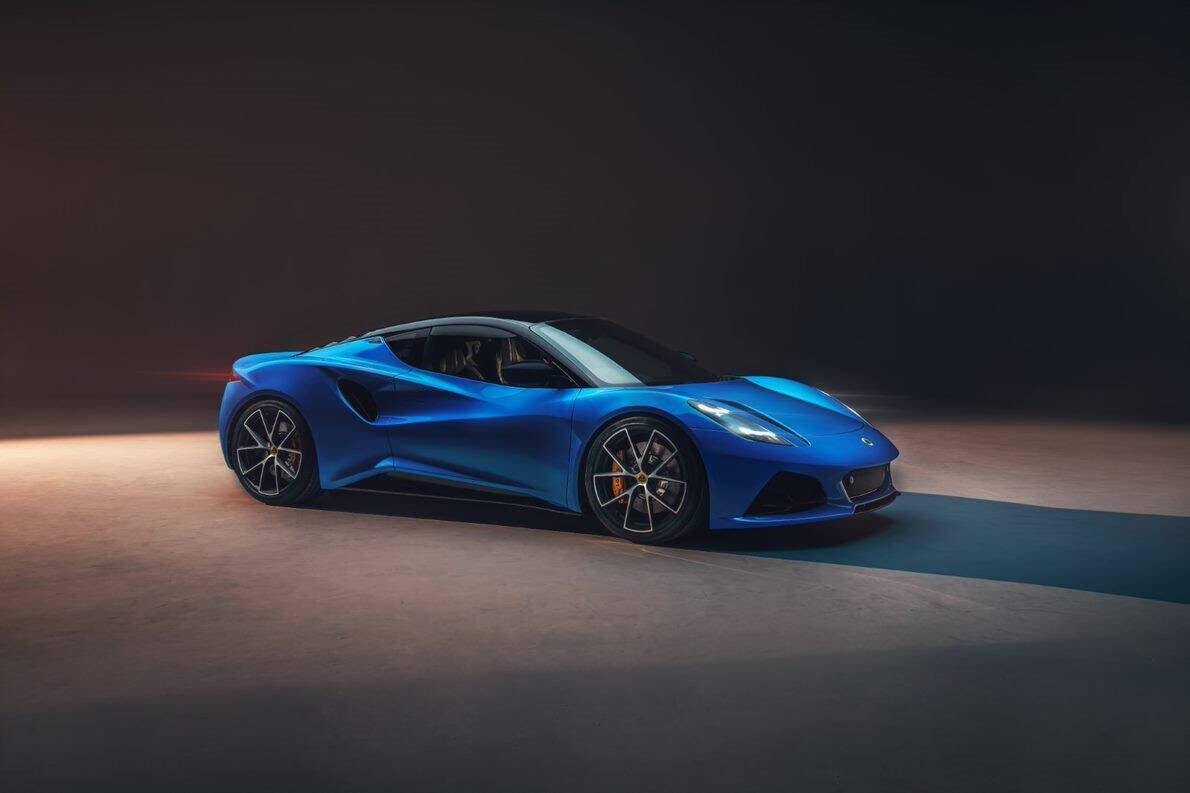 /2022 Lotus Emira