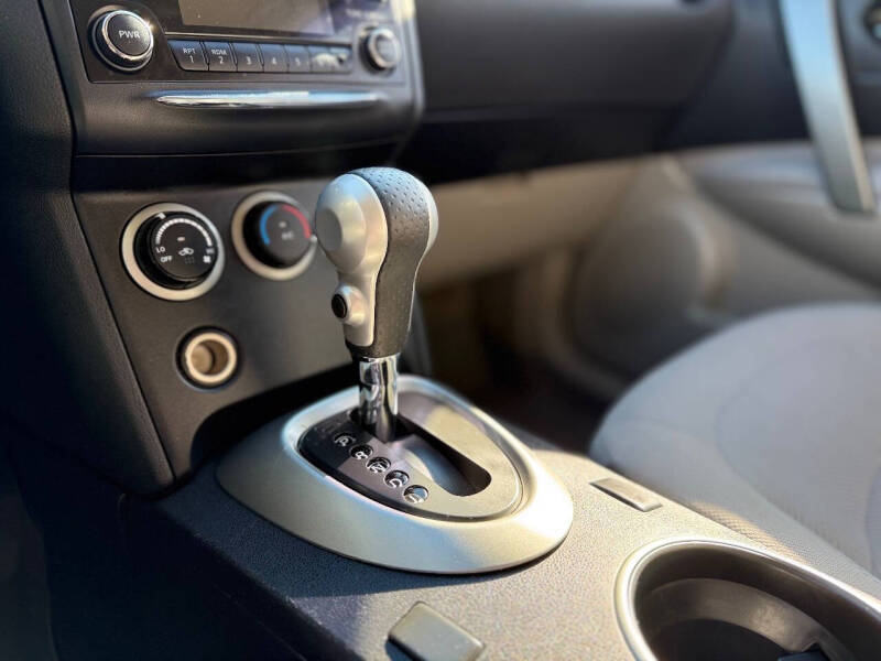 2014 Nissan Rogue Select S