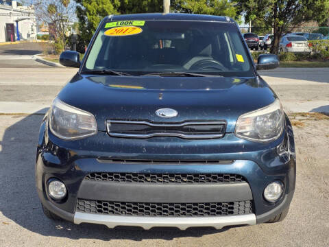 2017 Kia Soul +