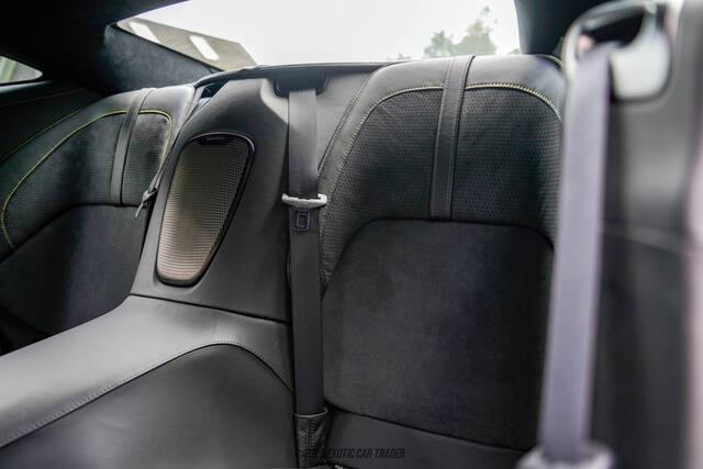 2025 Aston Martin DB12 V8