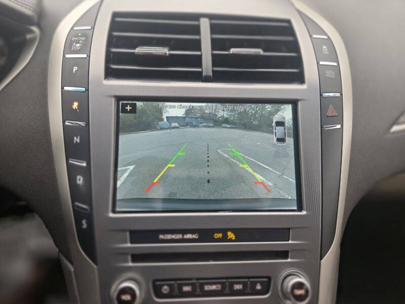 2017 Lincoln MKZ Select