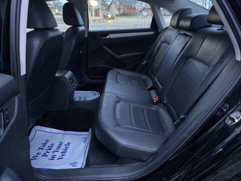 2013 Volkswagen Passat SE