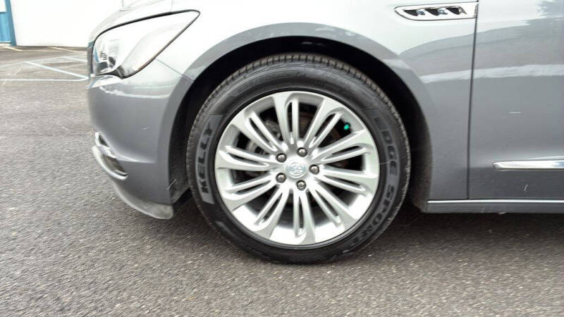 2018 Buick LaCrosse Essence