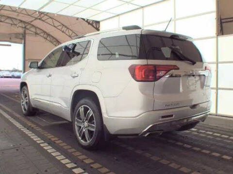 2017 GMC Acadia Denali