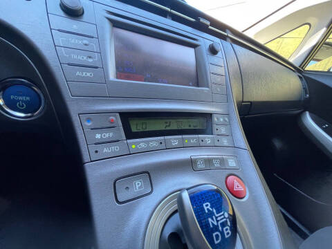 2014 Toyota Prius Two