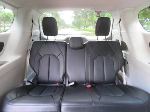 2020 Chrysler Pacifica Touring L Plus