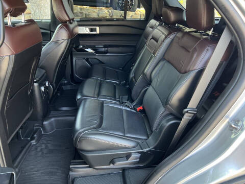 2023 Ford Explorer Platinum