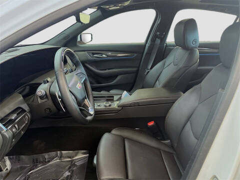 2025 Cadillac CT5 Sport