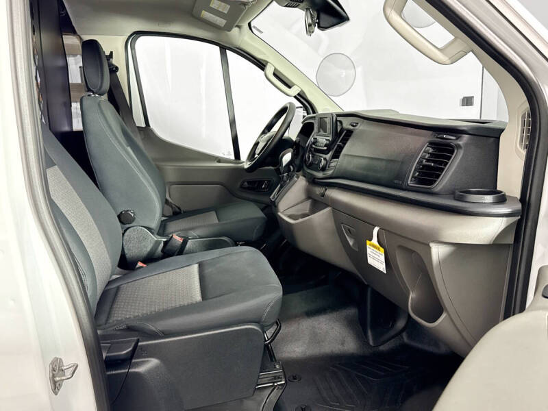 2025 Ford Transit