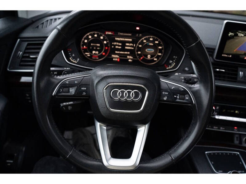 2020 Audi Q5 quattro Premium Plus 45 TFSI